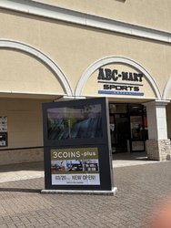 息子が靴を見た...