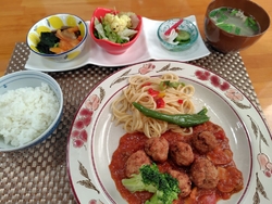 ママ友が、予約...
