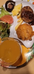 家族でディナー...
