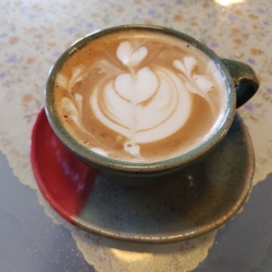 今日もランチに...