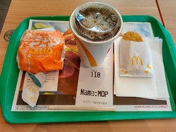 朝マックでお邪...