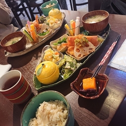 初めて伺いまし...