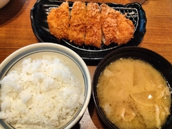 ランチメニュー...