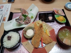 仲間達４人で訪...