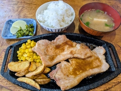 土曜日ランチで...