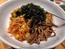 ビビンバを食べ...