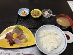 ランチで伺いま...