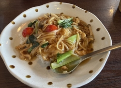 ランチで初めて...