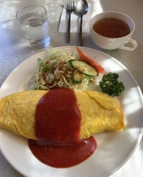 平日の昼どきに...