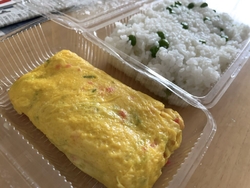 卵焼きと焼き鮭...