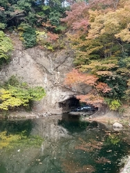 木須川の洞門に...