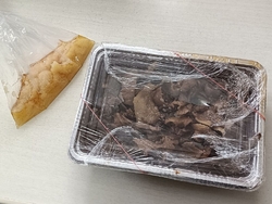 テイクアウトで...