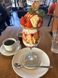 パフェが食べた...