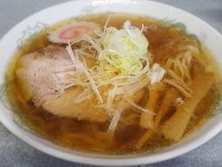手打ネギラーメ...