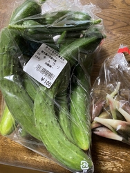 通りかかって立...