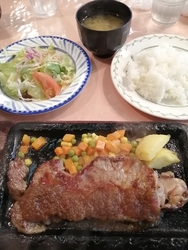 「美味しいステ...