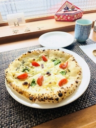 友人とランチで...