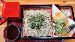 平日13時30...