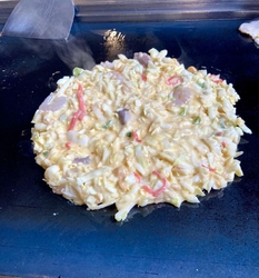 もんじゃ焼きが...
