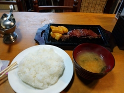 ランチをいただ...