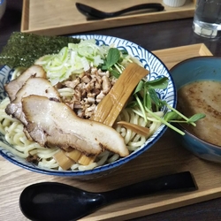 こちらの店舗で...