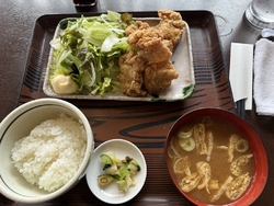 ランチで唐揚げ...