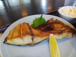 店内には、枝垂...