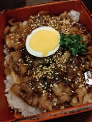 日曜夜に行きま...