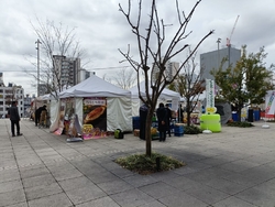 1階と2階の交...