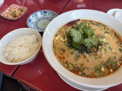 ランチタイムで...