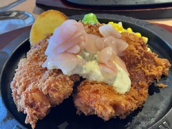 改装されて店内...