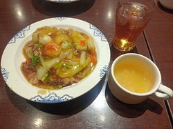 友達と夜ご飯に...