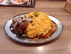 トルコライスが...