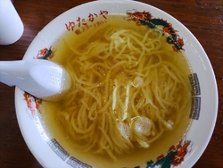 素ラーメンと５...
