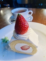 店内に入ると出...