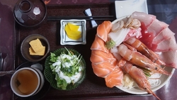 ロースカツとジ...