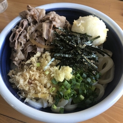 日曜の午後。閉...