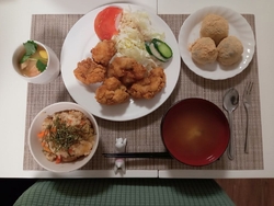 自宅で開催され...