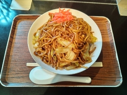 お昼を食べに行...