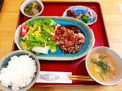 土・日・祝日・...