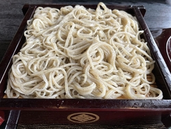 土曜お昼の開店...