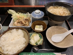 土曜日の昼どき...