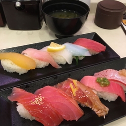 冬を前にして魚...