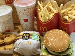夜マックで、倍...