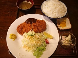 居酒屋さんです...