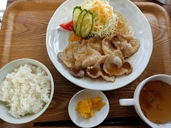 LUNCHで初...
