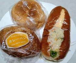 平日午後訪問。...