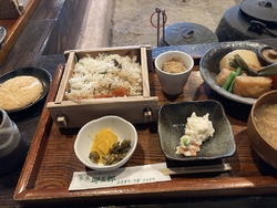 人気店というこ...