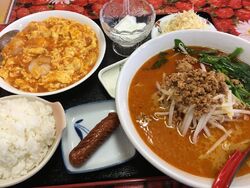 ランチを食べに...