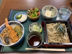 平日の11時3...